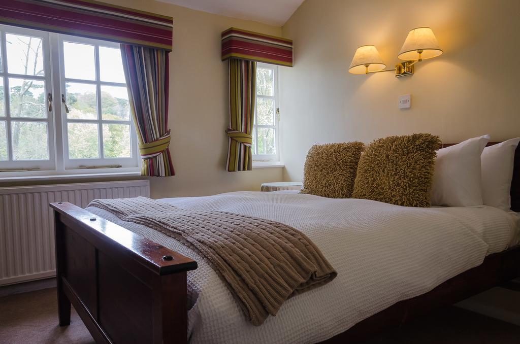 Tumbling Weir Hotel Ottery St Mary Esterno foto